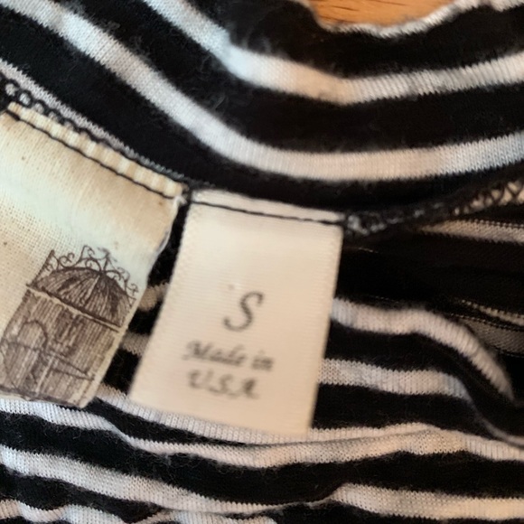 White and Black Striped Blouse - Picture 2 of 2